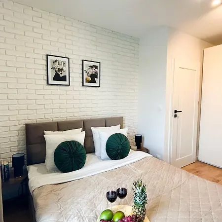Lumina Luxury 3-Rooms Apartments With Parking Lodz  Exterior photo