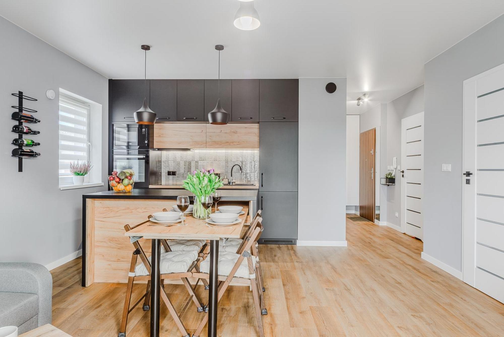 Lumina Luxury 3-rooms With Parking Apartment *