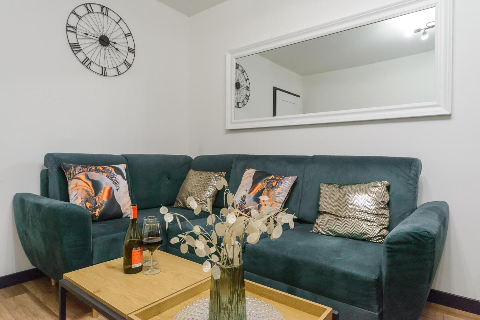 Lumina Luxury 3-rooms With Parking