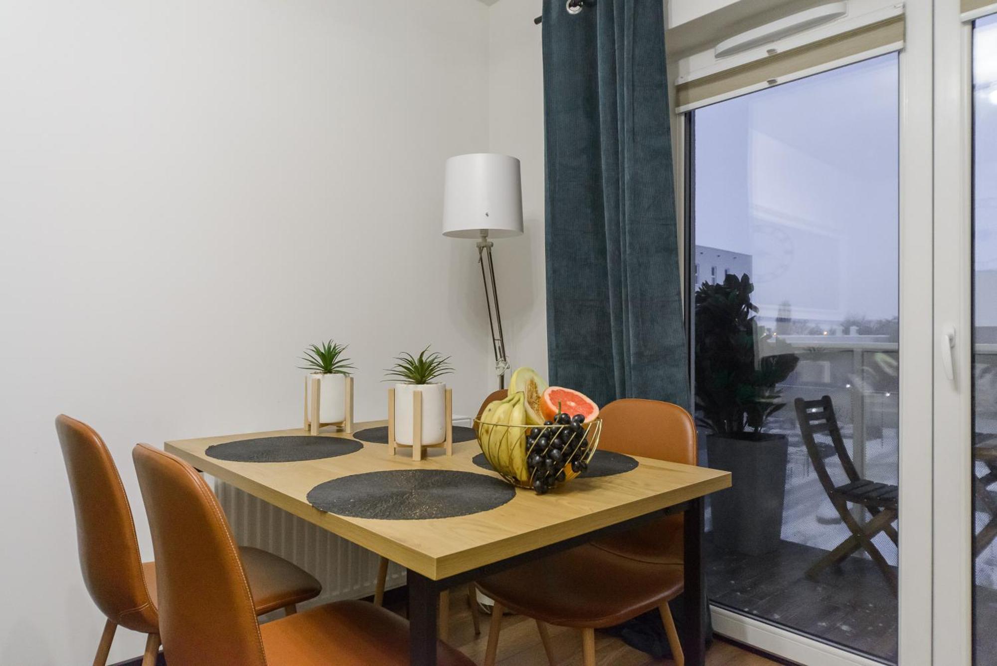 Apartment Lumina Luxury 3-rooms With Parking