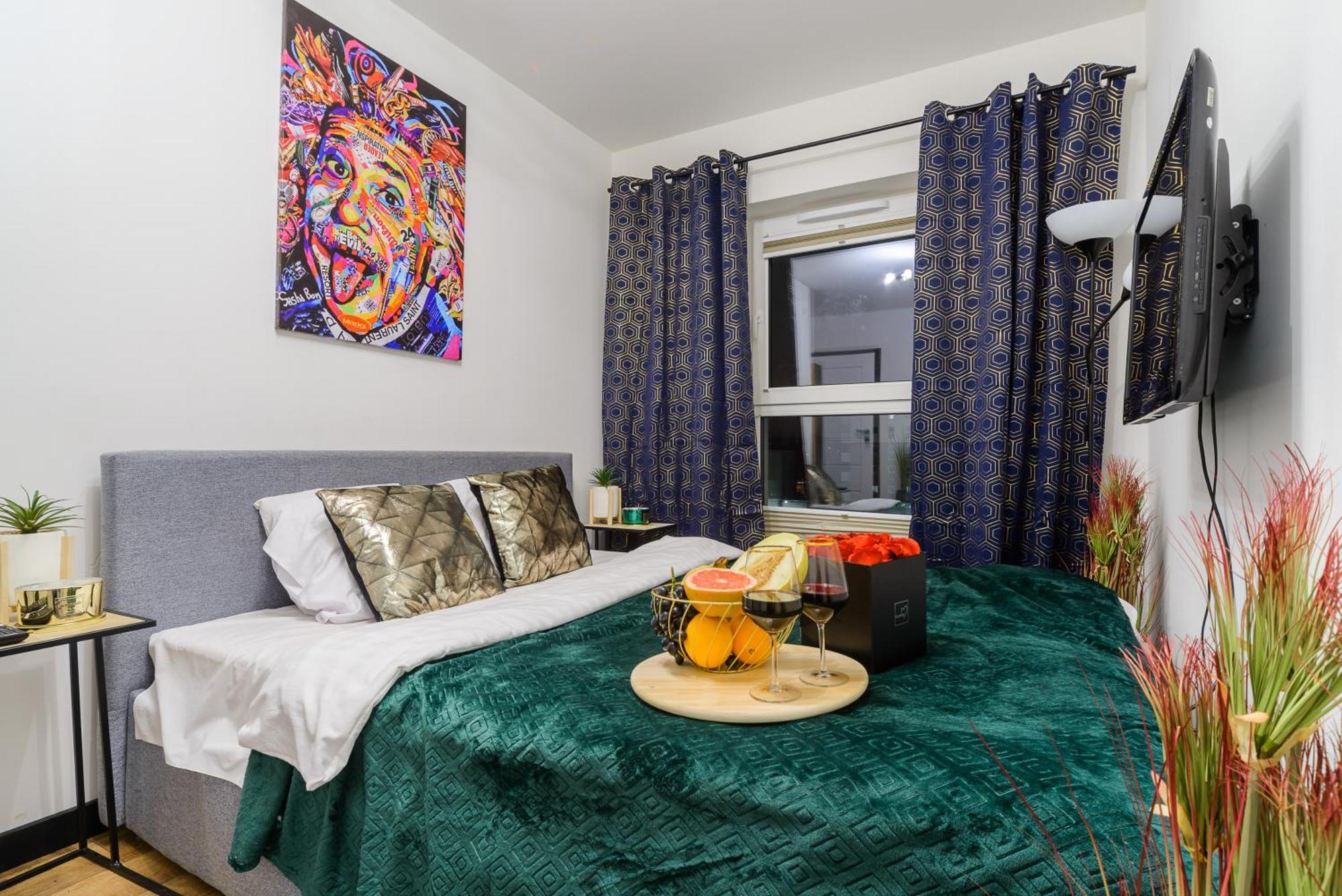 Lumina Luxury 3-rooms With Parking Apartment *