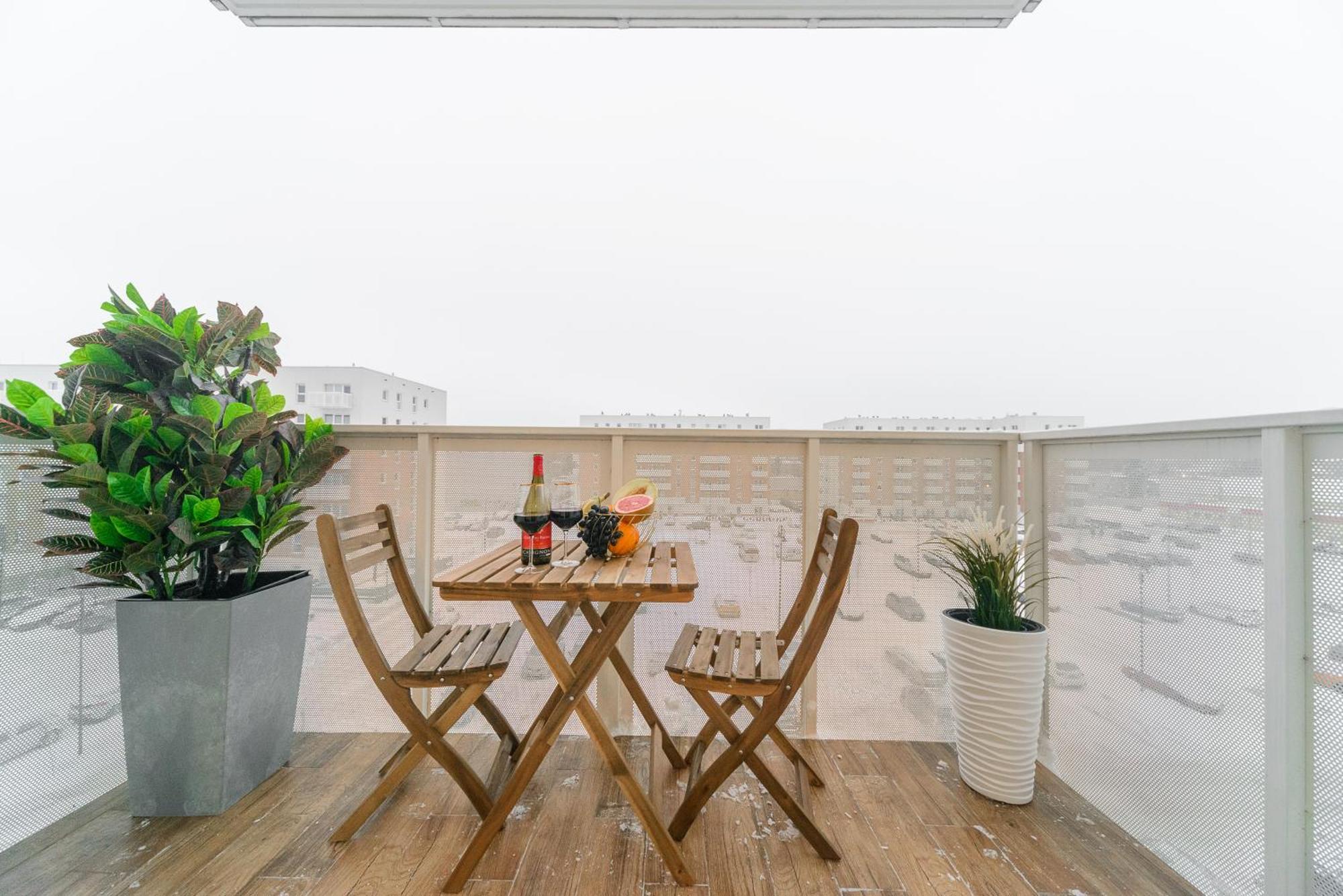Lumina Luxury 3-rooms With Parking Apartment Lodz (Lodz)